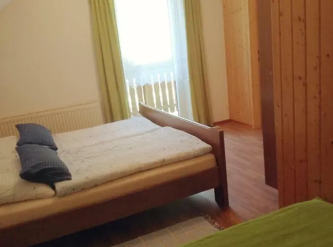 Fuchsbauernhof アパート パルファウ